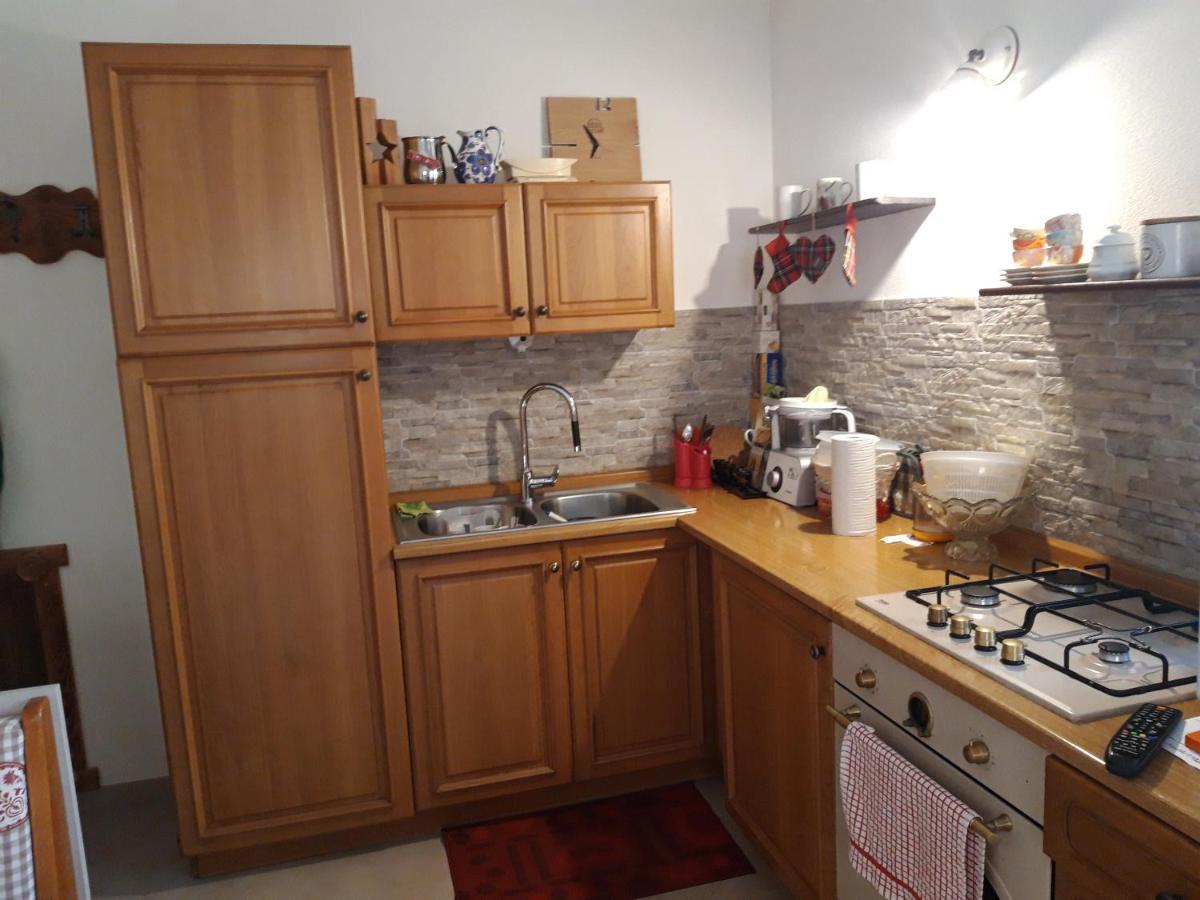 La Casetta Di Giulia Commezzadura Exteriör bild